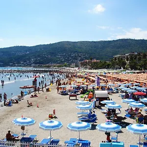 https://apartment-sun-and-sea.hotelitalianriviera.com